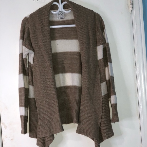 Cream and white Cardigan - Picture 2 of 3